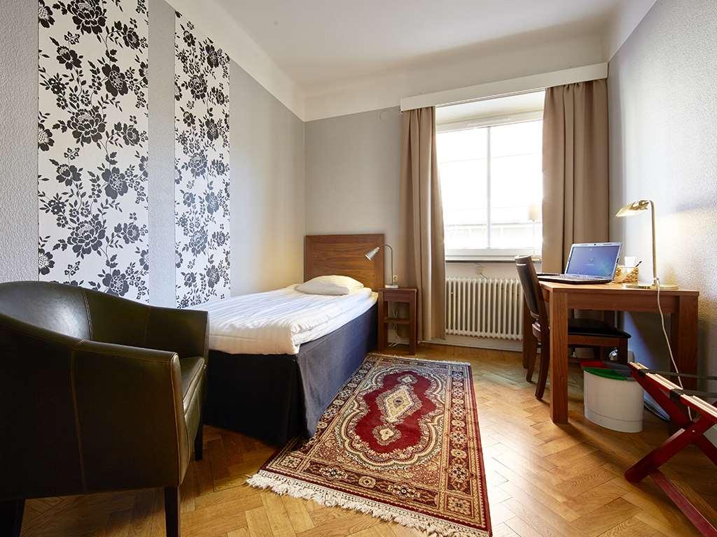 First Hotel City Ескилстуна Стая снимка