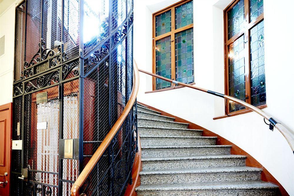 First Hotel City Ескилстуна Екстериор снимка