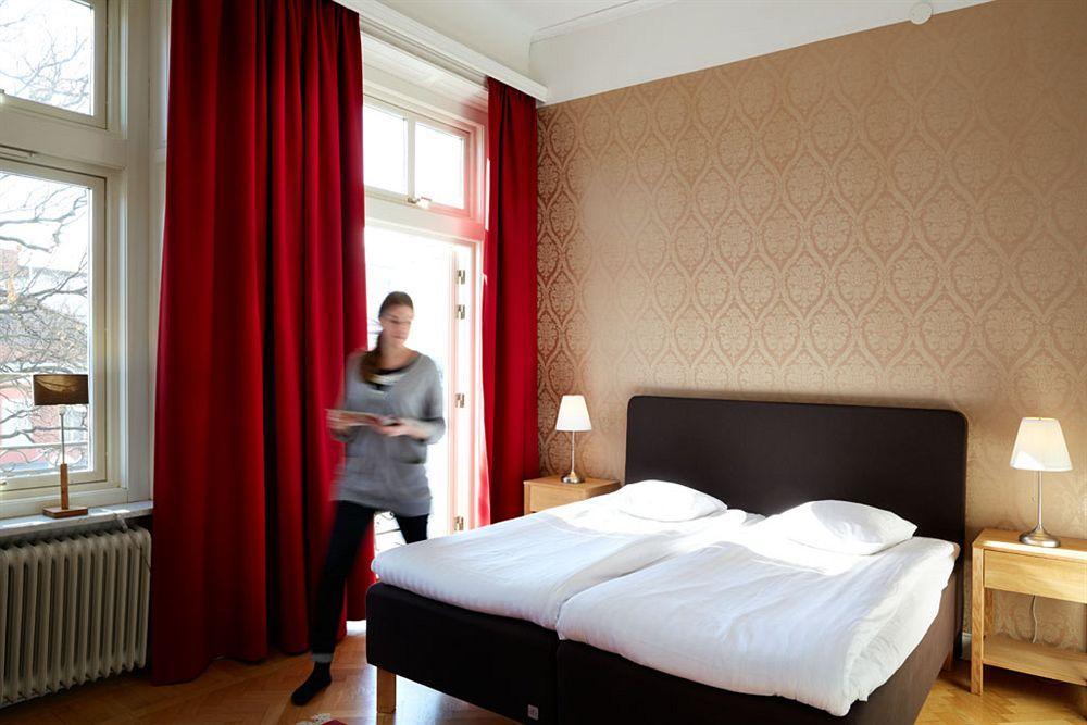 First Hotel City Ескилстуна Екстериор снимка