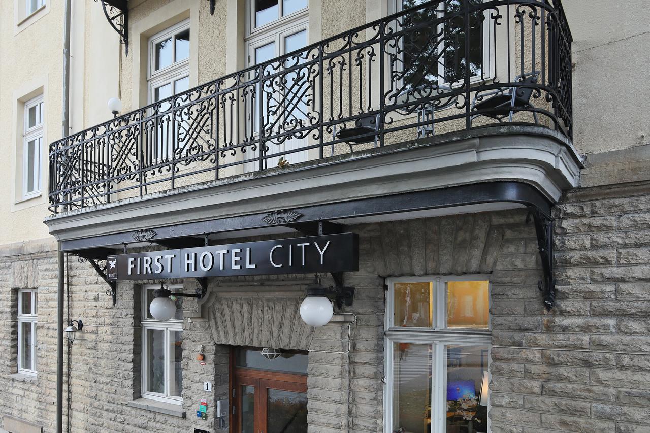 First Hotel City Ескилстуна Екстериор снимка